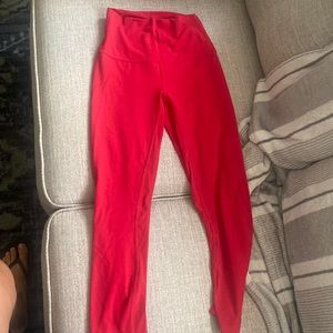 Red Lululemon Capri leggings